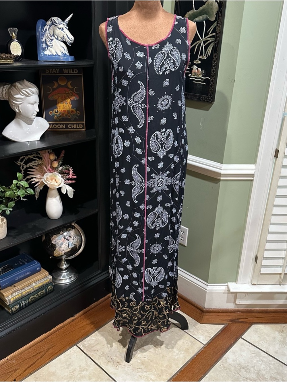 Nothing Matches Paisley & Floral Sleeveless Boho Dress – Pink Stitching – Size 1